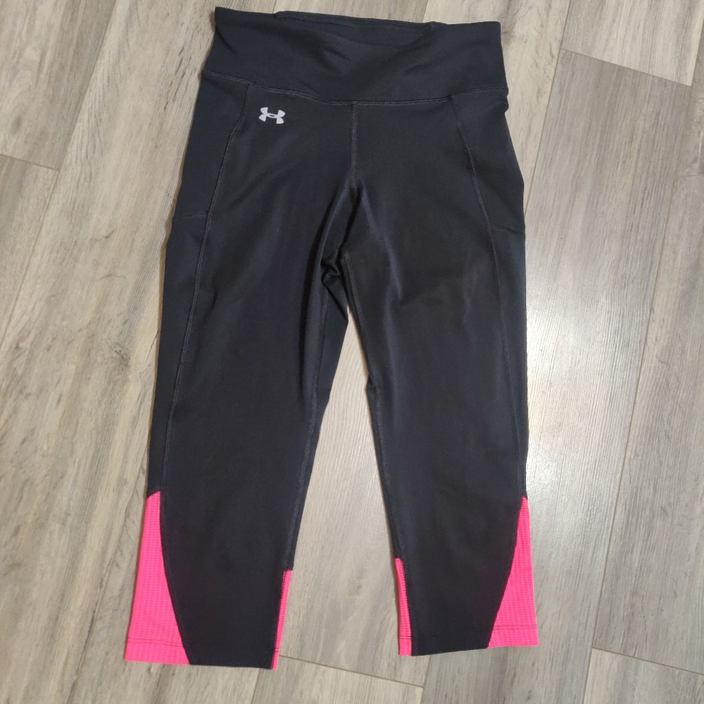 ✨️2FOR10✨️Under Armour cropped legging